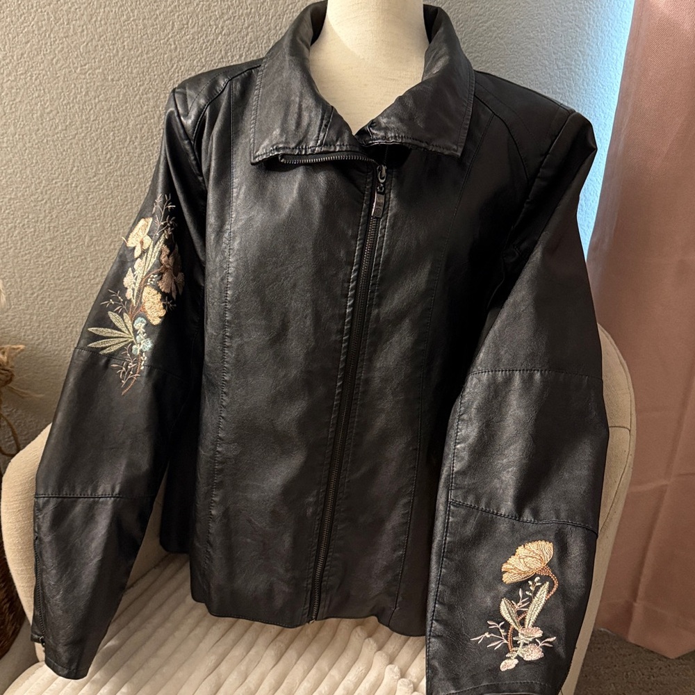 Faux leather black flower embroidered bomber cropped jacket